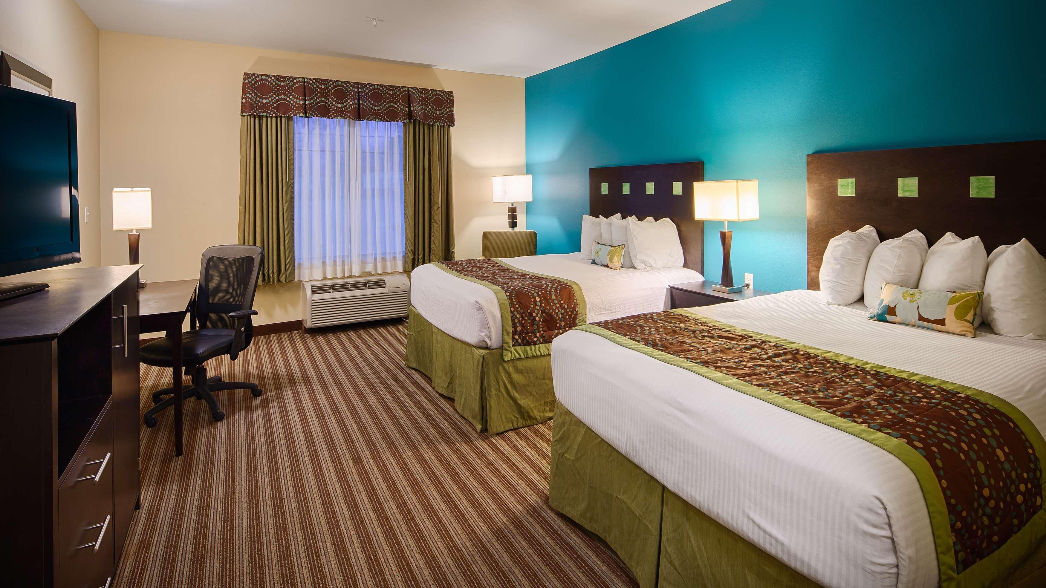 Best Western Plus Desoto Inn & Suites Mansfield Buitenkant foto