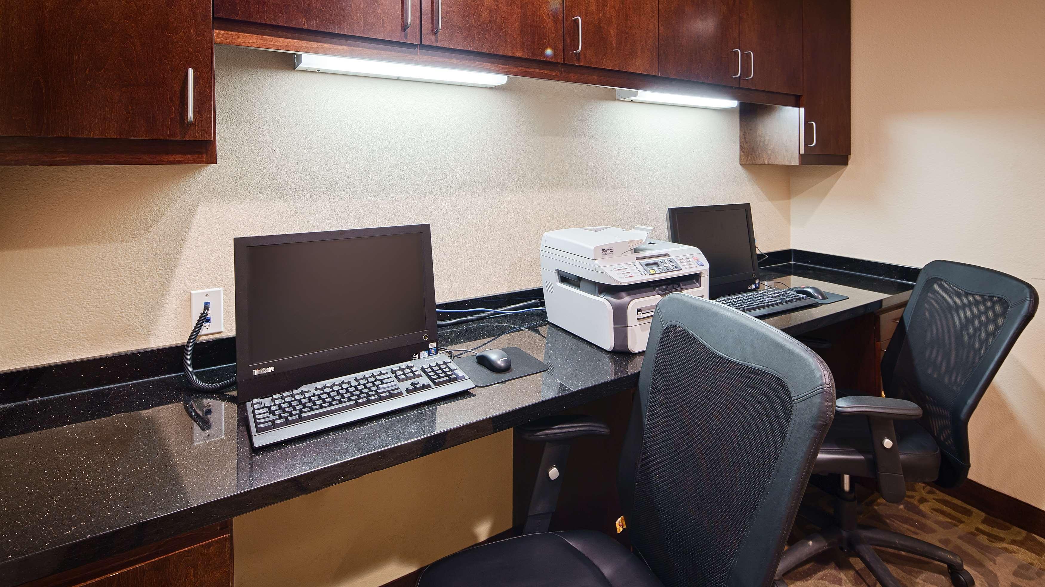 Best Western Plus Desoto Inn & Suites Mansfield Buitenkant foto