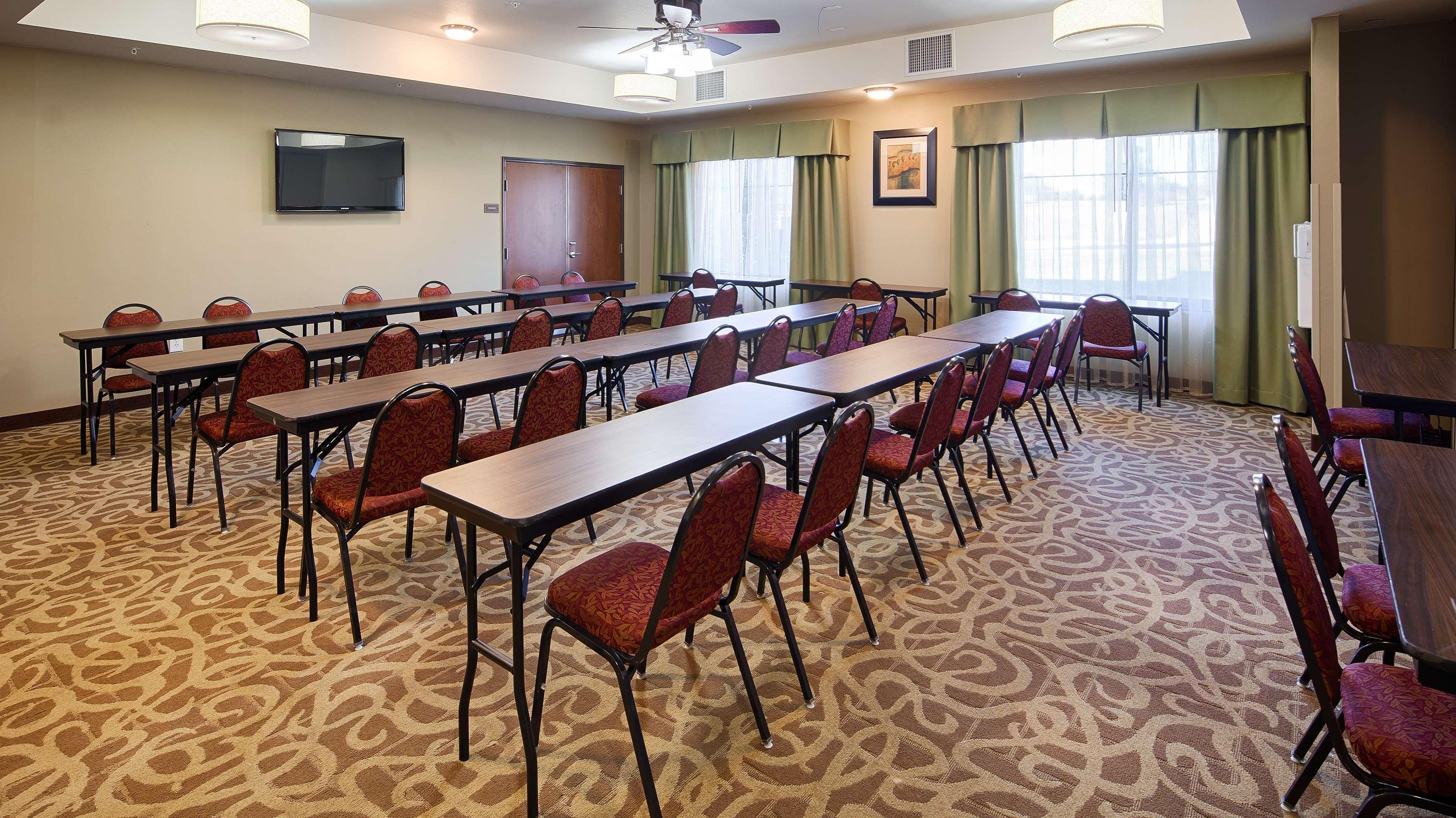 Best Western Plus Desoto Inn & Suites Mansfield Buitenkant foto